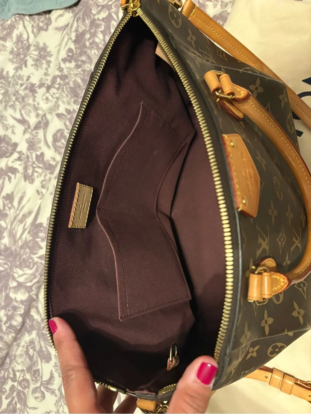 Louis Vuitton Turenne MM Monogram Canvas Shoulder Bag with Tan Leather Trim